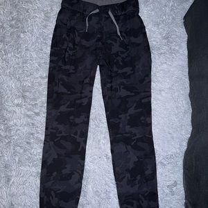 💫Lululemon Women Stretch High Rise Pant 7/8 Length💫